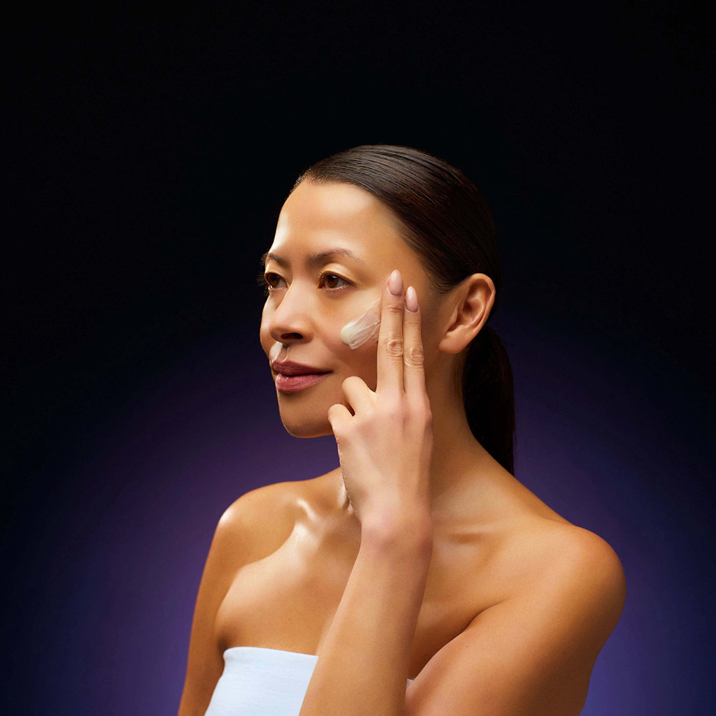 GLOW ENHANCER SERUM